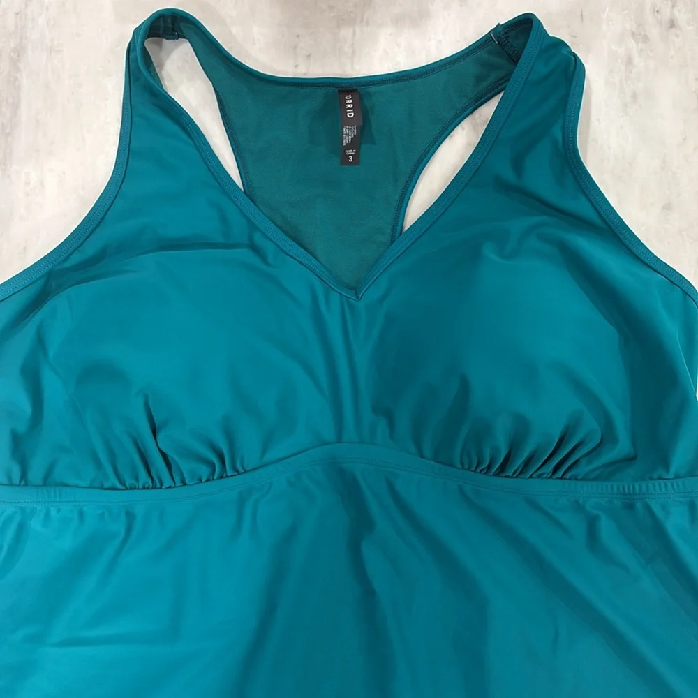 Torrid women’s racer back swim suit top SZ 3 - Picture 2 of 4